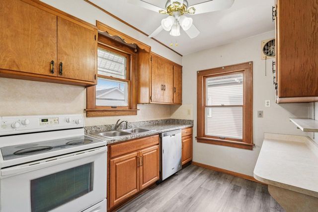 1965 S 80th STREET, West Allis, WI 53219