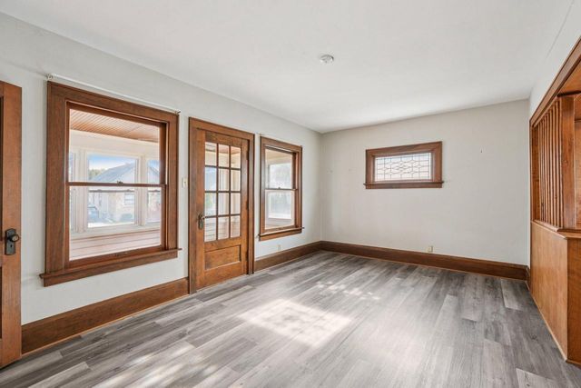 1965 S 80th STREET, West Allis, WI 53219