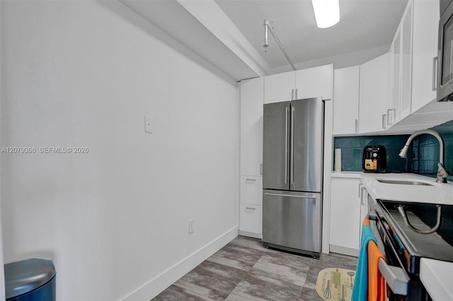 20515 E Country Club Drive 346, Aventura, FL 33180