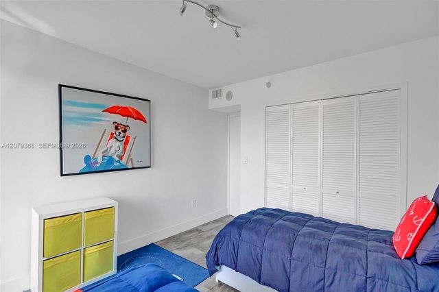 20515 E Country Club Drive 346, Aventura, FL 33180