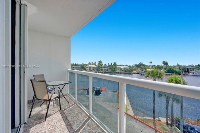 20515 E Country Club Drive 346, Aventura, FL 33180