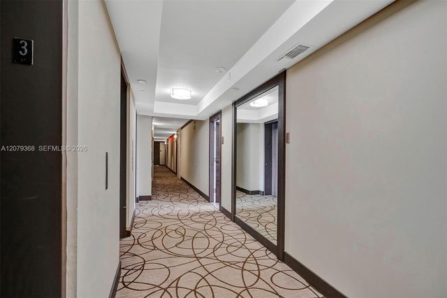 20515 E Country Club Drive 346, Aventura, FL 33180