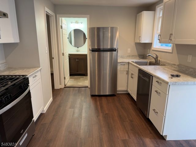 7 Valley View Rd, Chester Boro, NJ 07930