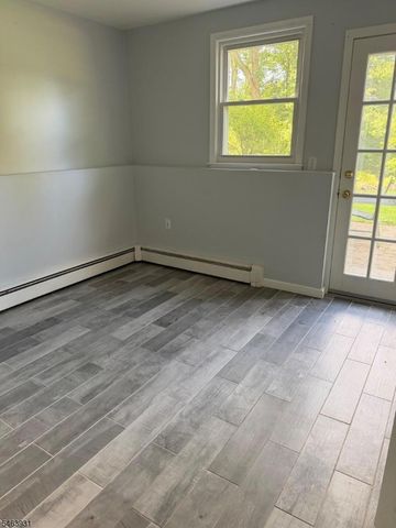 7 Valley View Rd, Chester Boro, NJ 07930