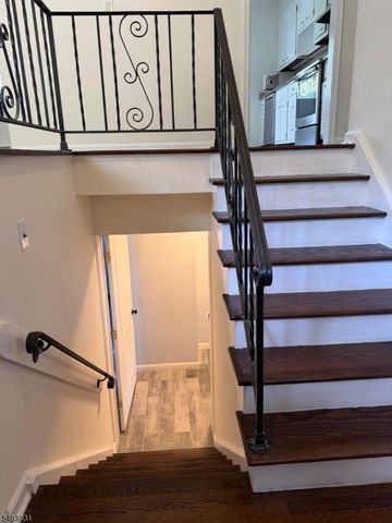 7 Valley View Rd, Chester Boro, NJ 07930