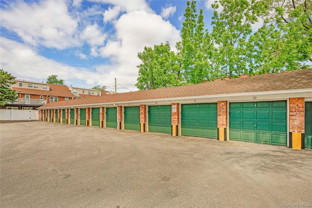 1600 Grand A Avenue T1, Baldwin, NY 11510