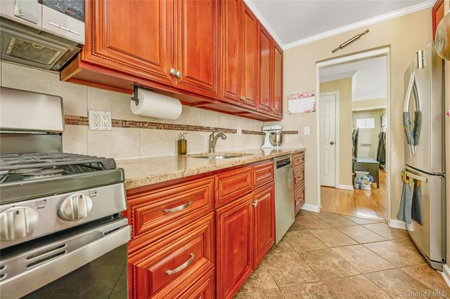 1600 Grand A Avenue T1, Baldwin, NY 11510
