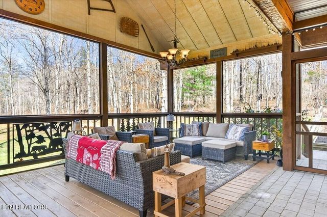 499 Hemlock Lane, Spencer, TN 38585