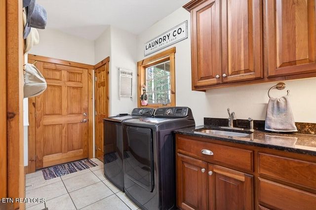 499 Hemlock Lane, Spencer, TN 38585