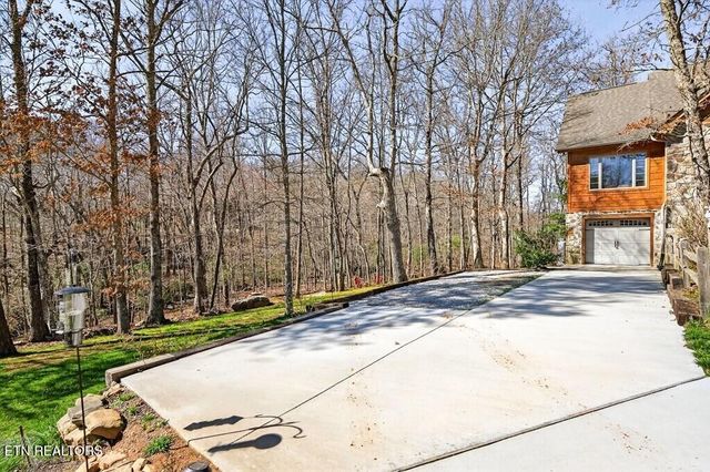 499 Hemlock Lane, Spencer, TN 38585