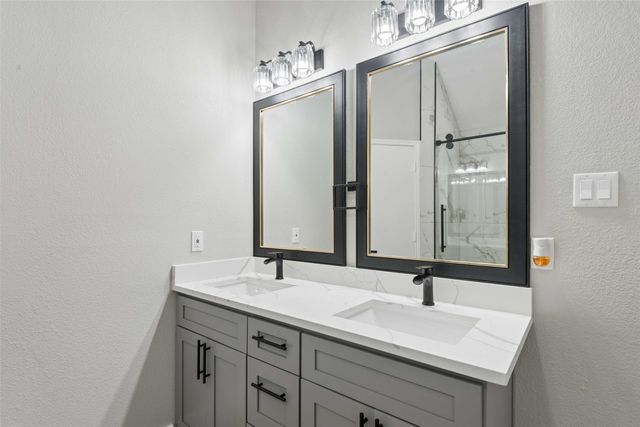 5600 Bogota Drive, North Richland Hills, TX 76180