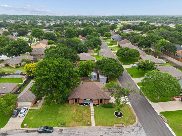 5600 Bogota Drive, North Richland Hills, TX 76180