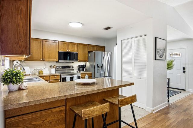 922 NW 39TH DRIVE, Gainesville, FL 32605