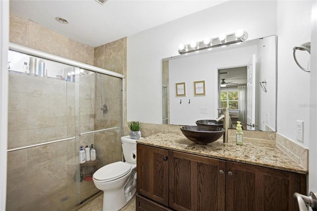 922 NW 39TH DRIVE, Gainesville, FL 32605