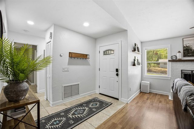 922 NW 39TH DRIVE, Gainesville, FL 32605