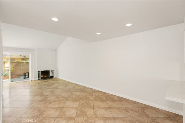 5136 Thorn Tree Lane, Irvine, CA 92612