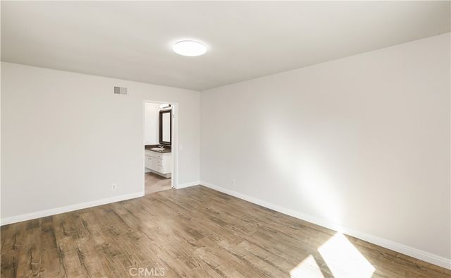 5136 Thorn Tree Lane, Irvine, CA 92612