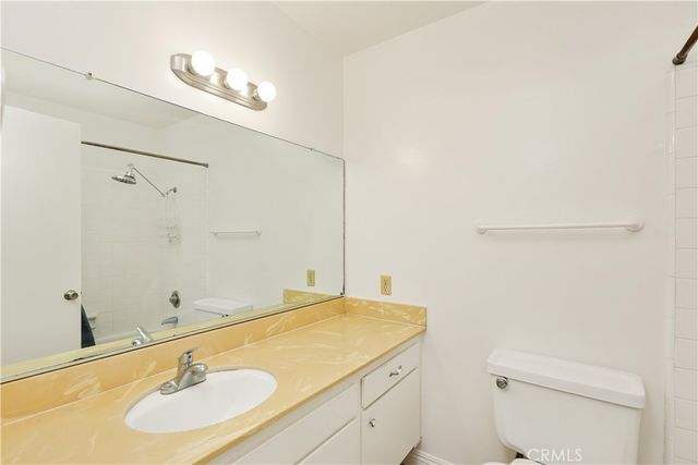 5136 Thorn Tree Lane, Irvine, CA 92612