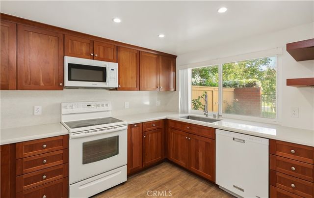 5136 Thorn Tree Lane, Irvine, CA 92612