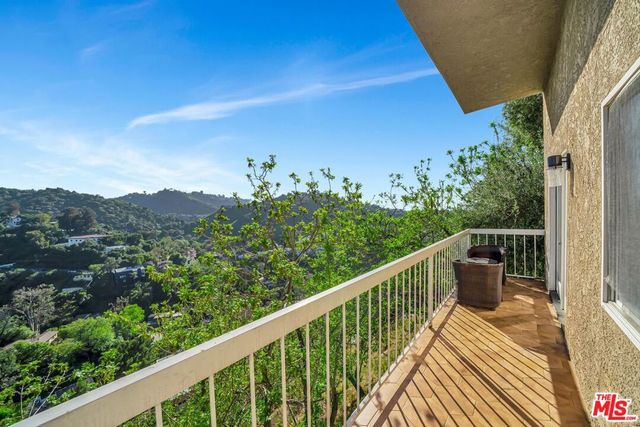 3681 Alta Mesa Drive, Studio City, CA 91604