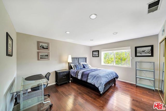 3681 Alta Mesa Drive, Studio City, CA 91604