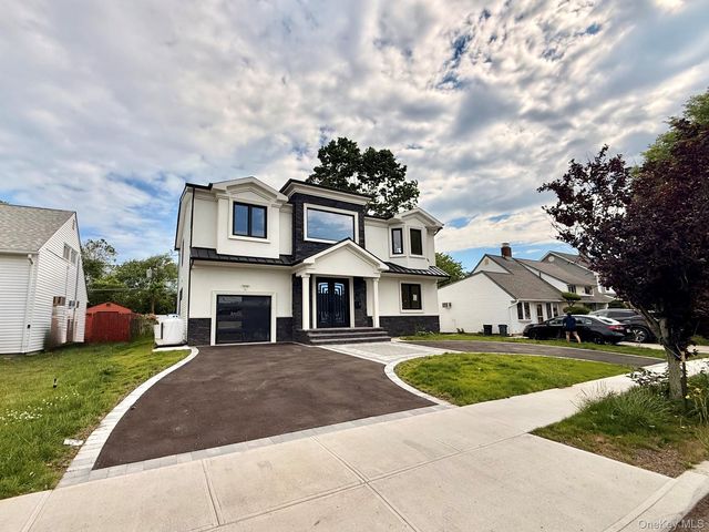 265 Orchid Road, Levittown, NY 11756