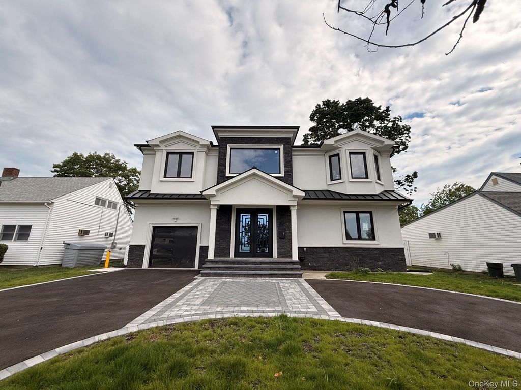 265 Orchid Road, Levittown, NY 11756