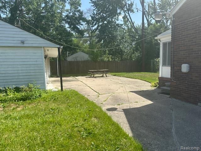 15572 Fordham Street, Detroit, MI 48205