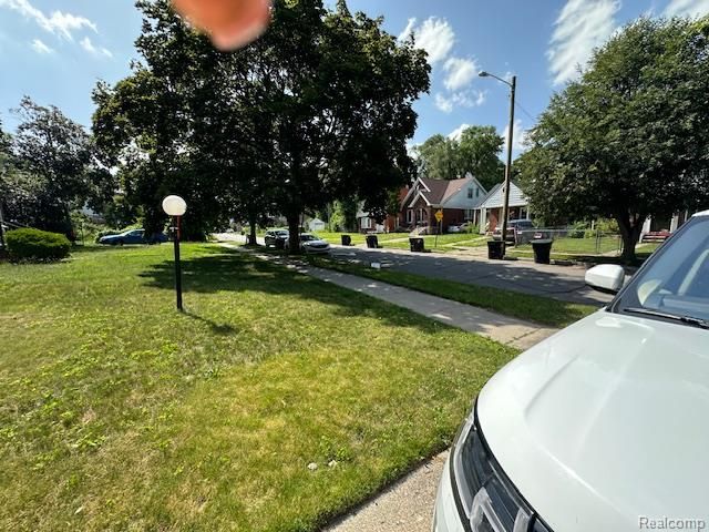 15572 Fordham Street, Detroit, MI 48205
