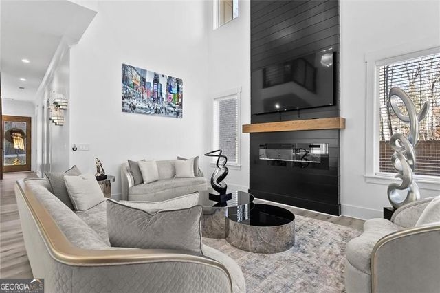 658 Rockbridge Road, Lilburn, GA 30047