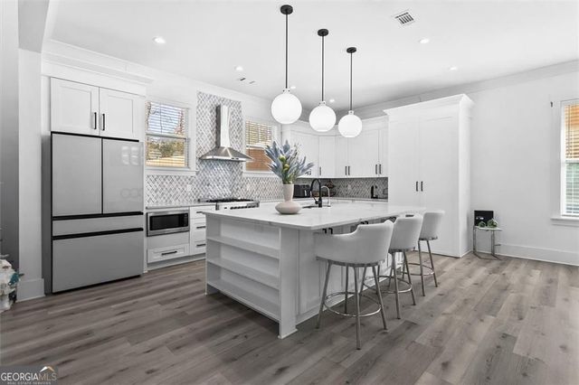 658 Rockbridge Road, Lilburn, GA 30047