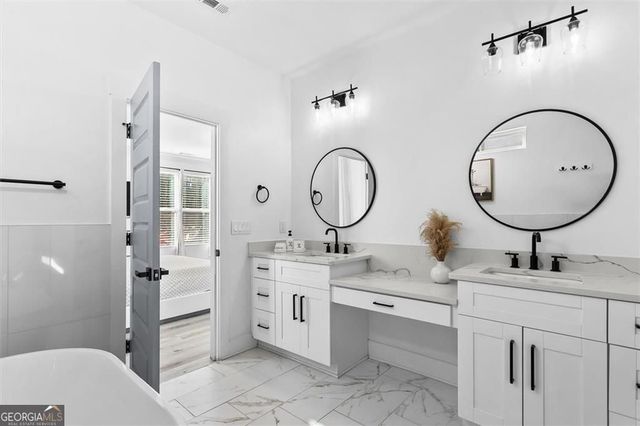 658 Rockbridge Road, Lilburn, GA 30047