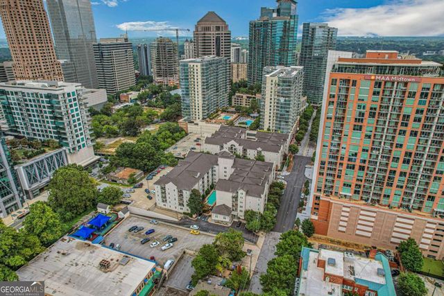 1074 Peachtree Walk NE B414, Atlanta, GA 30309
