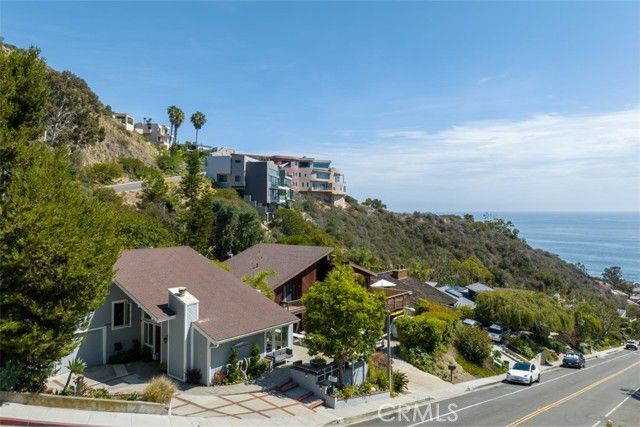 499 Nyes Place, Laguna Beach, CA 92651