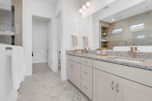 13455 N Cape Marigold Drive, Oro Valley, AZ 85755