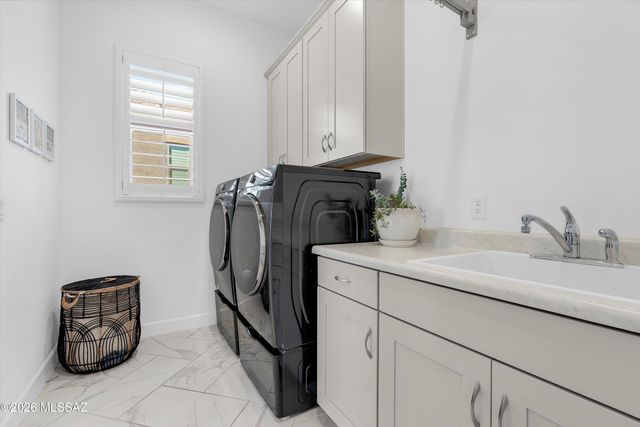 13455 N Cape Marigold Drive, Oro Valley, AZ 85755