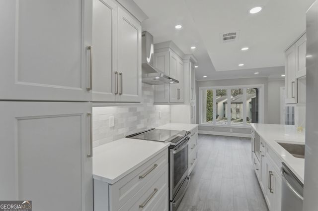 49 Ivy Gates NE, Atlanta, GA 30342