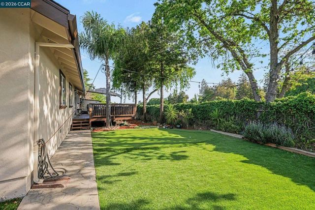 2035 Sherman Dr, Pleasant Hill, CA 94523