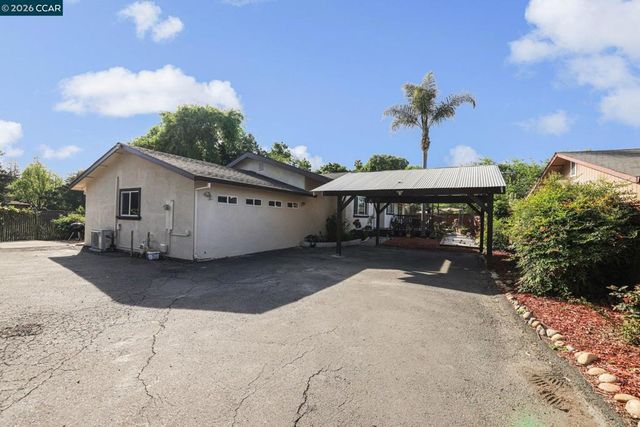 2035 Sherman Dr, Pleasant Hill, CA 94523