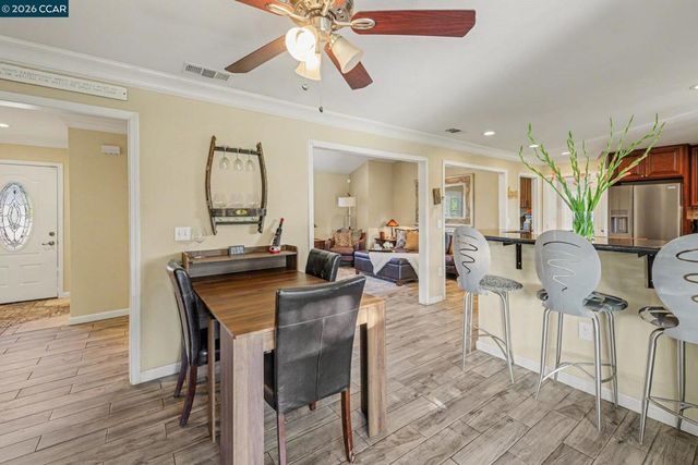 2035 Sherman Dr, Pleasant Hill, CA 94523