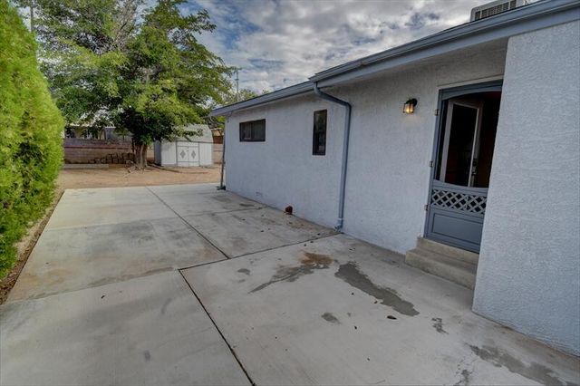 1100 Chama Street NE, Albuquerque, NM 87110