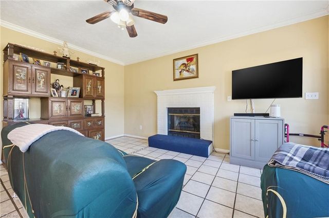 906 Dunhill WAY, Newport News, VA 23602