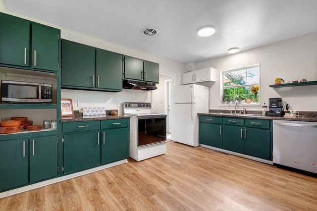 2117 Gibbs Drive, Tallahassee, FL 32303