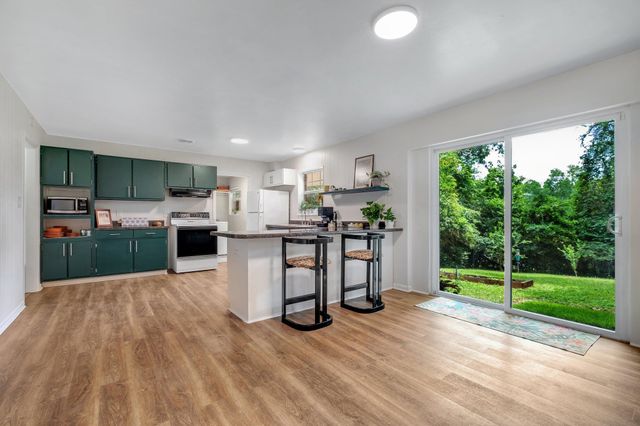 2117 Gibbs Drive, Tallahassee, FL 32303