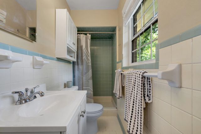 2117 Gibbs Drive, Tallahassee, FL 32303