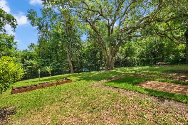 2117 Gibbs Drive, Tallahassee, FL 32303