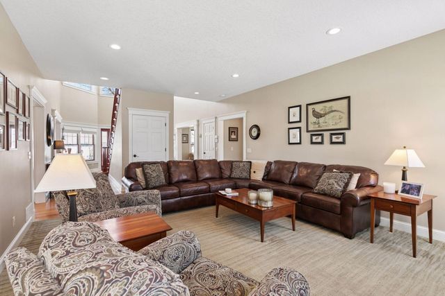 5371 W Bald Eagle Boulevard, White Bear Twp, MN 55110