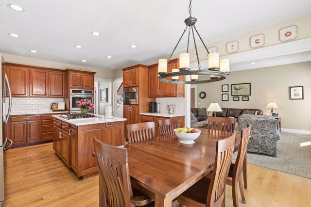 5371 W Bald Eagle Boulevard, White Bear Twp, MN 55110