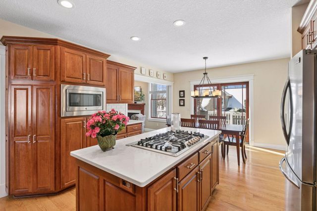 5371 W Bald Eagle Boulevard, White Bear Twp, MN 55110