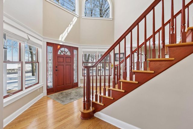 5371 W Bald Eagle Boulevard, White Bear Twp, MN 55110